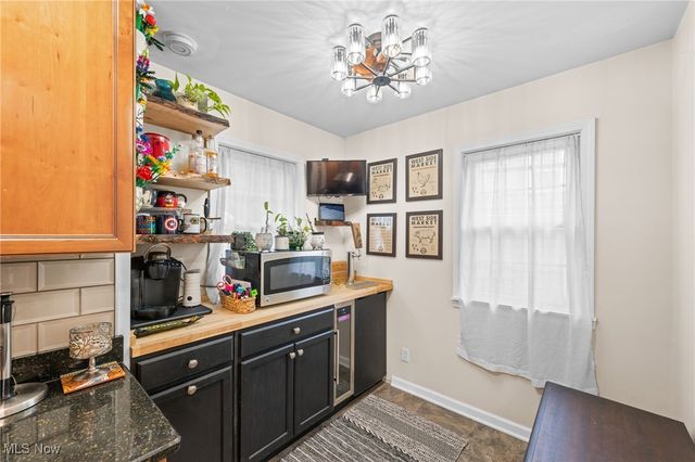 2244 Edgerton Road, University Heights, OH 44118