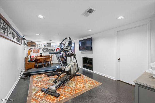 2244 Edgerton Road, University Heights, OH 44118