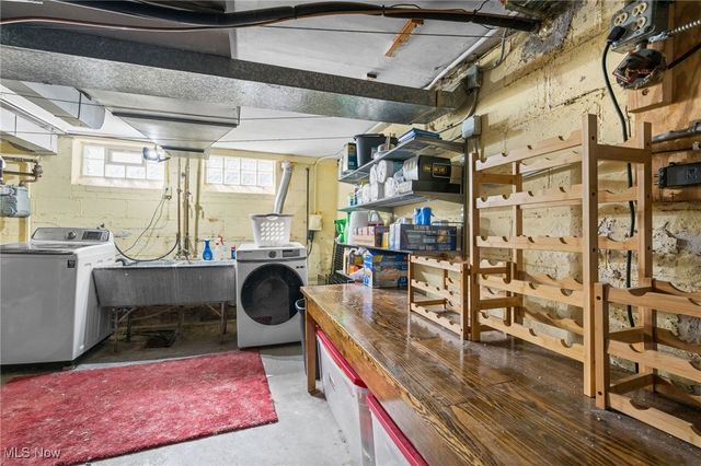 2244 Edgerton Road, University Heights, OH 44118