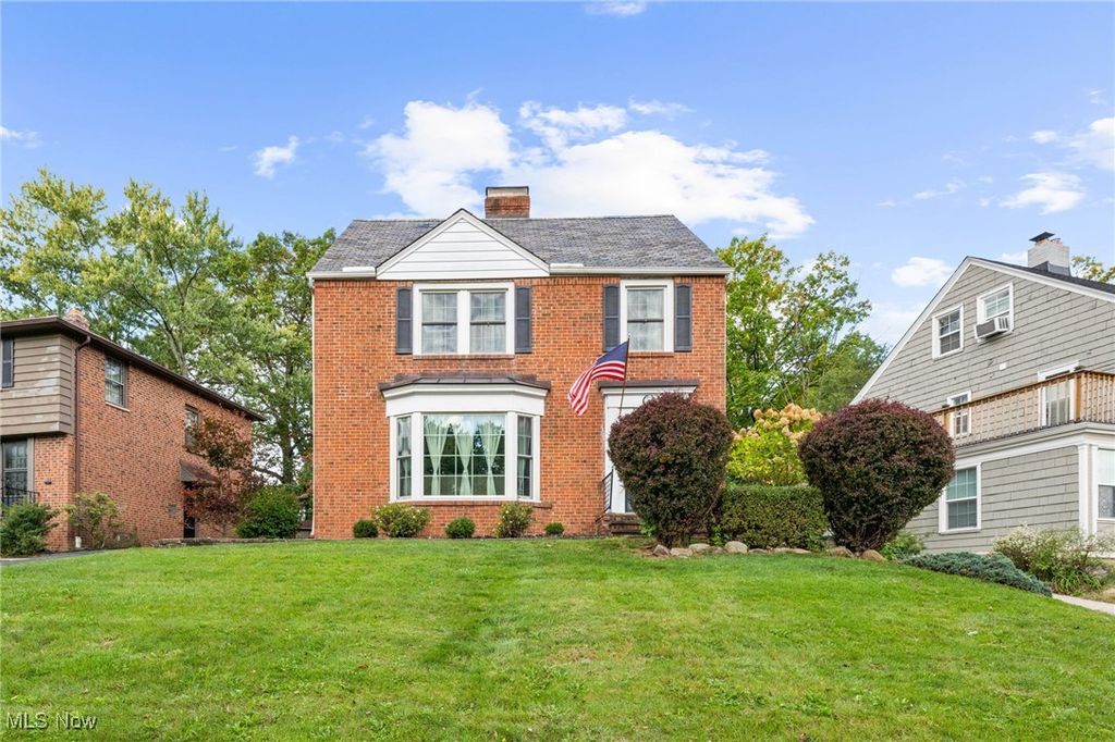 2244 Edgerton Road, University Heights, OH 44118