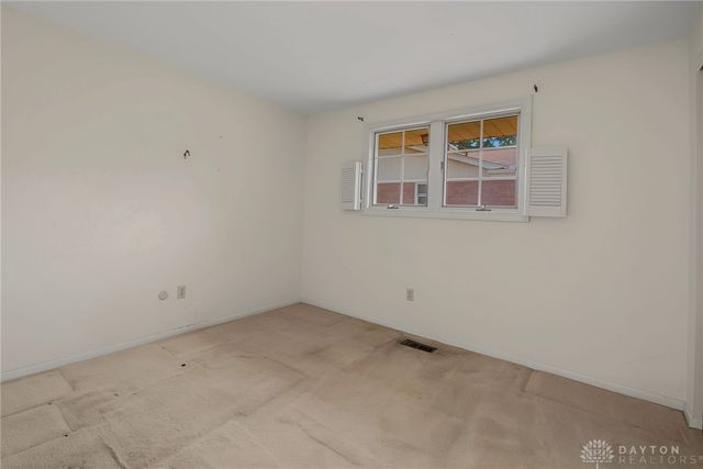 1035 Cottage Court Drive, Fairborn, OH 45324