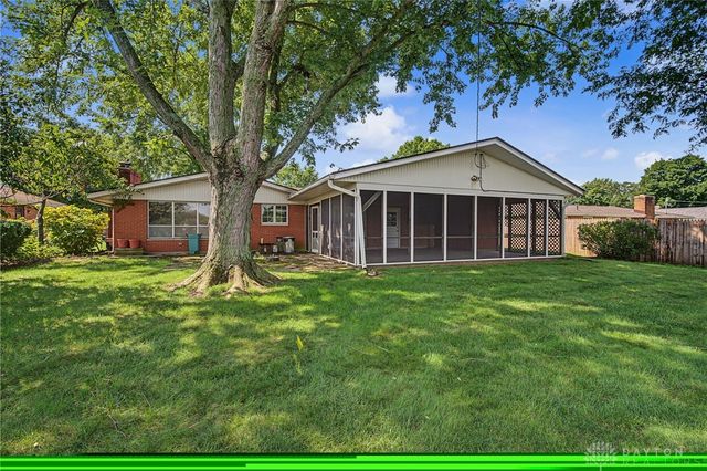 1035 Cottage Court Drive, Fairborn, OH 45324