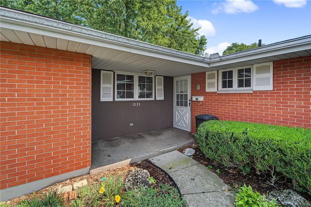 1035 Cottage Court Drive, Fairborn, OH 45324