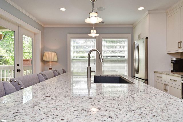 108 Hillcrest Circle, Greenville, SC 29609