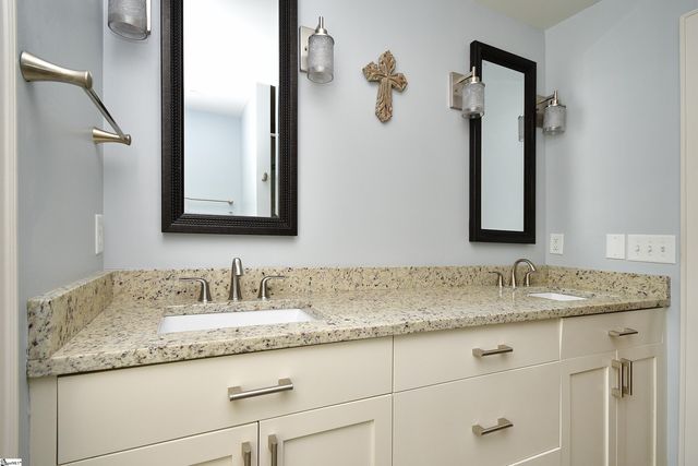 108 Hillcrest Circle, Greenville, SC 29609