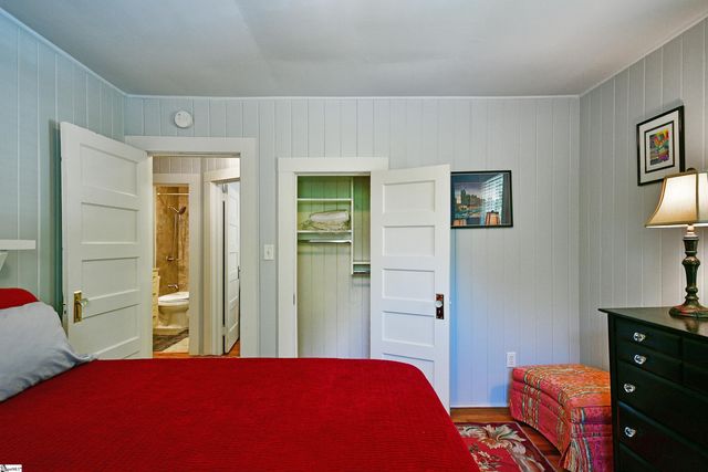 108 Hillcrest Circle, Greenville, SC 29609