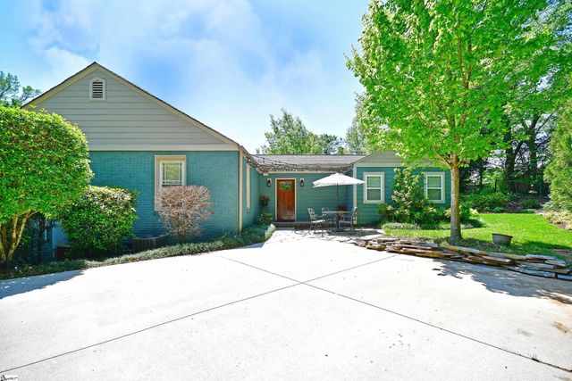 108 Hillcrest Circle, Greenville, SC 29609