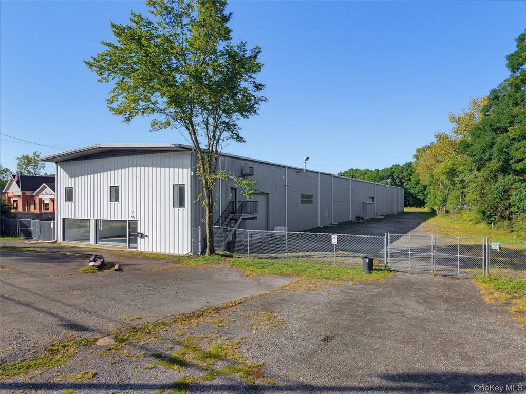 161 Temple Hill Road, New Windsor, NY 12553 — exterior