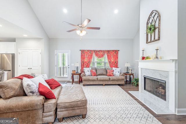 509 Lago Court, Lagrange, GA 30241
