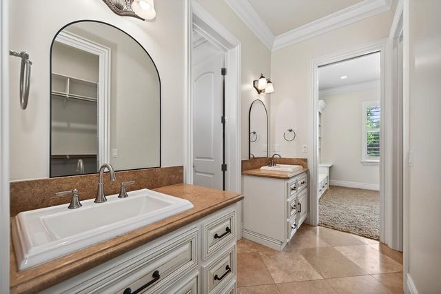 2990 Ironwood Ln, Lincoln, CA 95648