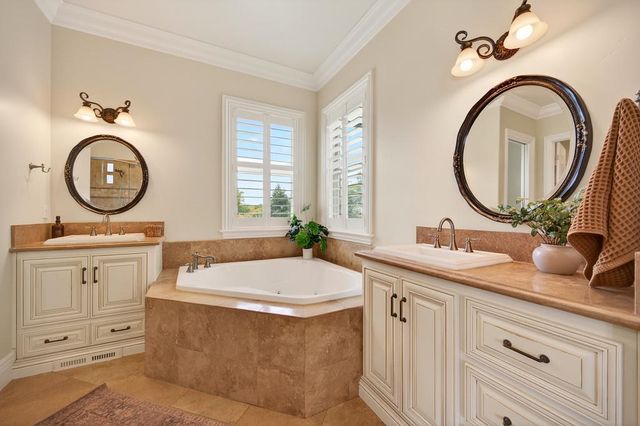 2990 Ironwood Ln, Lincoln, CA 95648