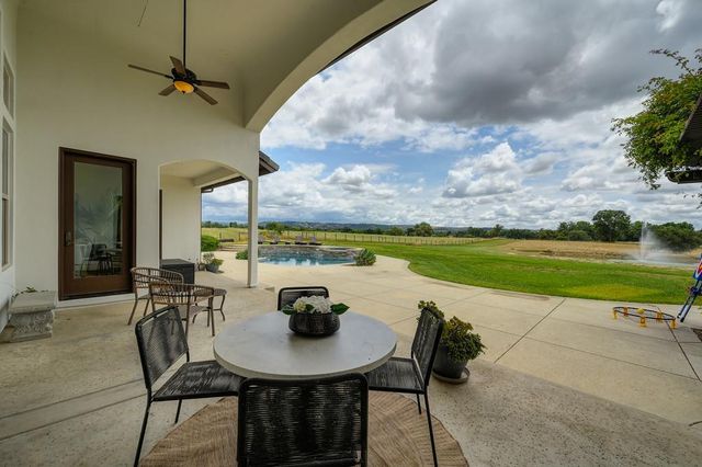 2990 Ironwood Ln, Lincoln, CA 95648
