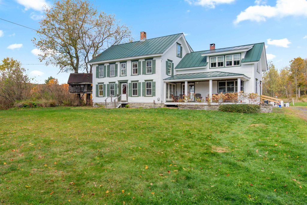 14 Fairfield Road, Fletcher, VT 05444