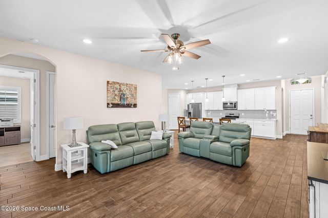 7377 Bluemink Lane, Melbourne, FL 32940