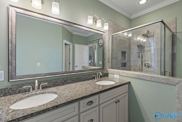 24 Tall Oak Blvd, Huntsville, AL 35824