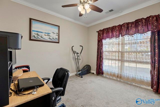 24 Tall Oak Blvd, Huntsville, AL 35824