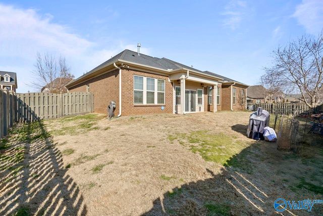 24 Tall Oak Blvd, Huntsville, AL 35824