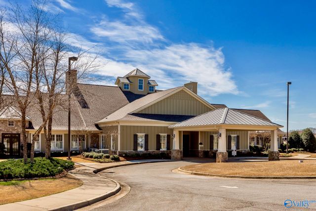 24 Tall Oak Blvd, Huntsville, AL 35824