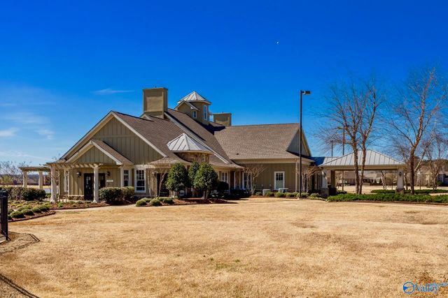 24 Tall Oak Blvd, Huntsville, AL 35824