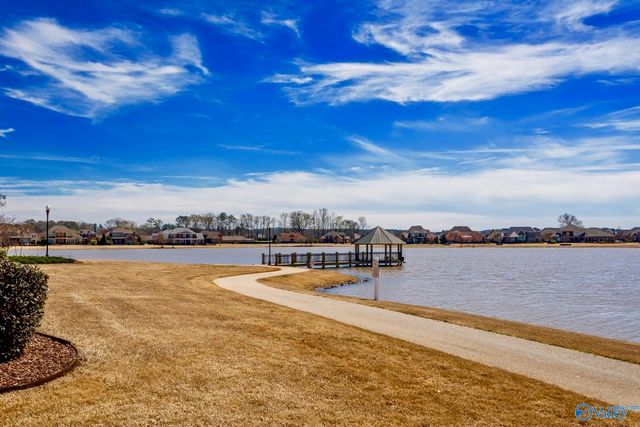 24 Tall Oak Blvd, Huntsville, AL 35824