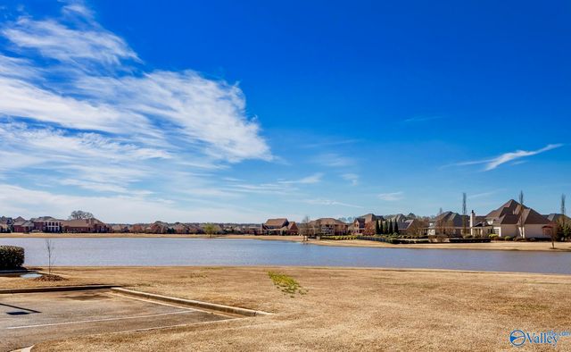 24 Tall Oak Blvd, Huntsville, AL 35824