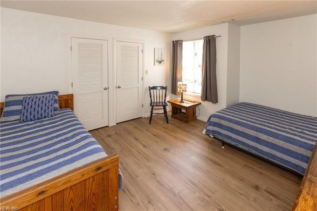 121 78th ST, Virginia Beach, VA 23451