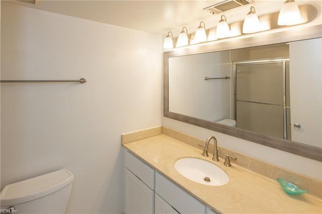121 78th ST, Virginia Beach, VA 23451