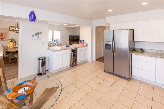 121 78th ST, Virginia Beach, VA 23451