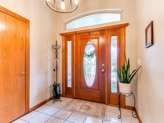 1701 SW 38th Street, Moore, OK 73160