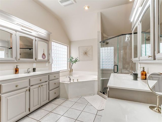 1701 SW 38th Street, Moore, OK 73160