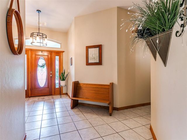 1701 SW 38th Street, Moore, OK 73160