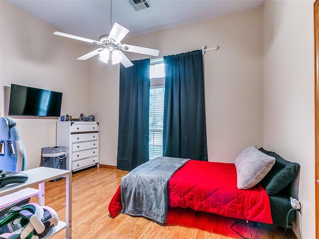 1701 SW 38th Street, Moore, OK 73160
