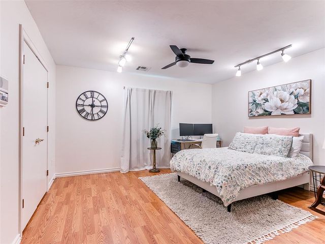 1701 SW 38th Street, Moore, OK 73160