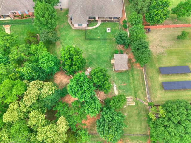 1701 SW 38th Street, Moore, OK 73160