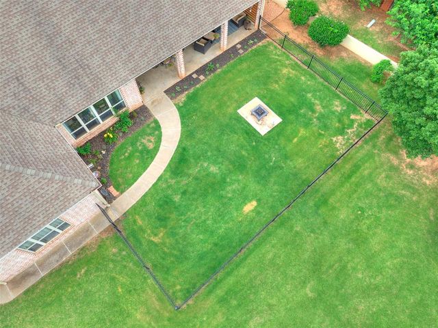 1701 SW 38th Street, Moore, OK 73160