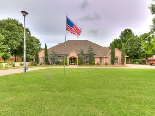 1701 SW 38th Street, Moore, OK 73160