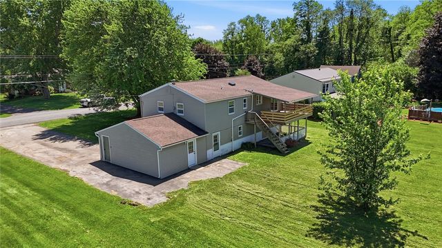 7531 Salmon Creek Road, Williamson, NY 14589