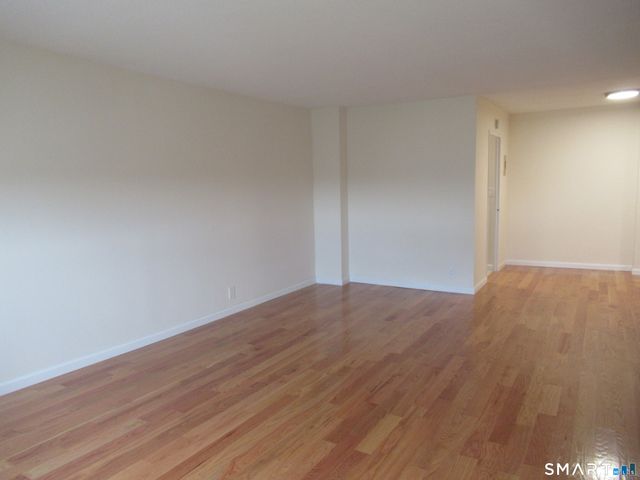 2600 Park Avenue 10Y, Bridgeport, CT 06604