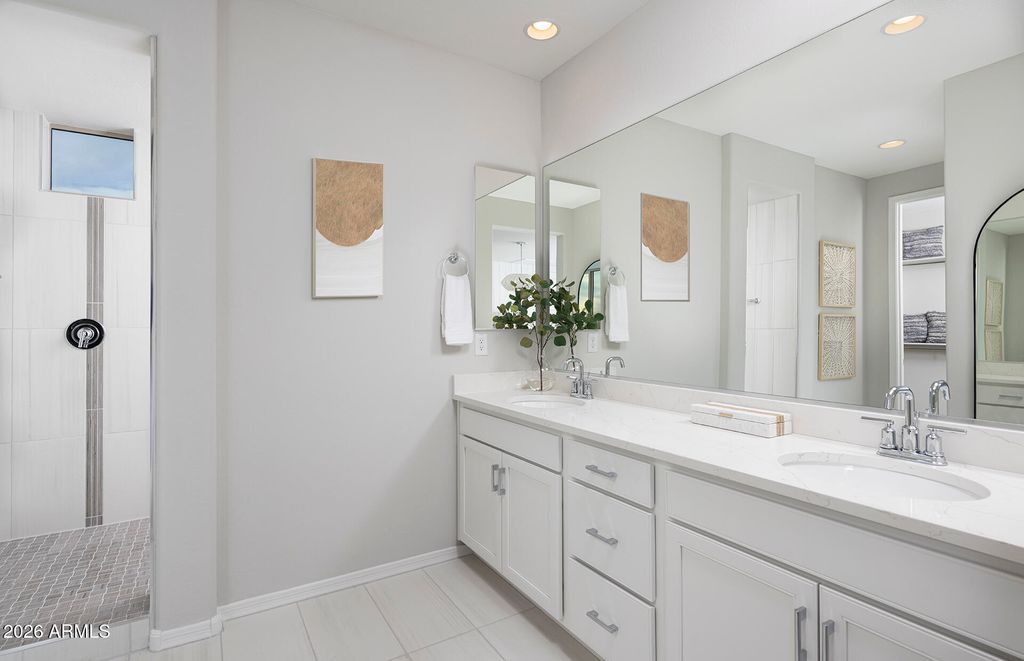 Image 17 of property listing at 27533 N 71ST Avenue, Peoria, AZ 85383