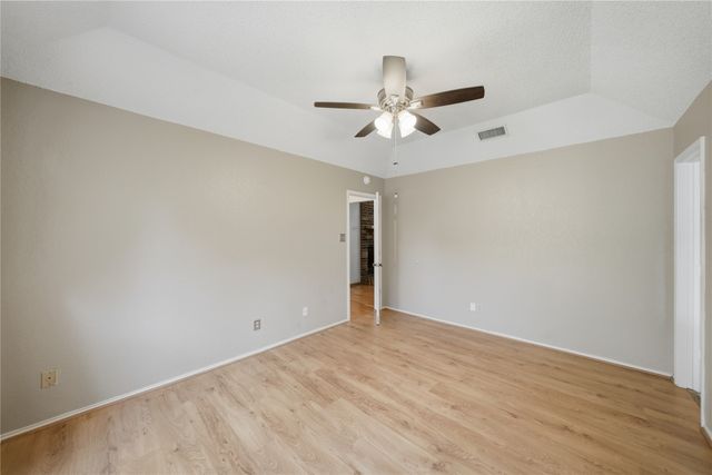 1129 W Hills Terrace, Saginaw, TX 76179