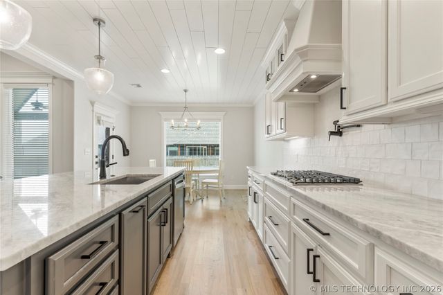 5307 E 125th Street S, Bixby, OK 74008