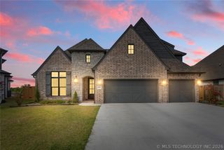5307 E 125th Street S, Bixby, OK 74008