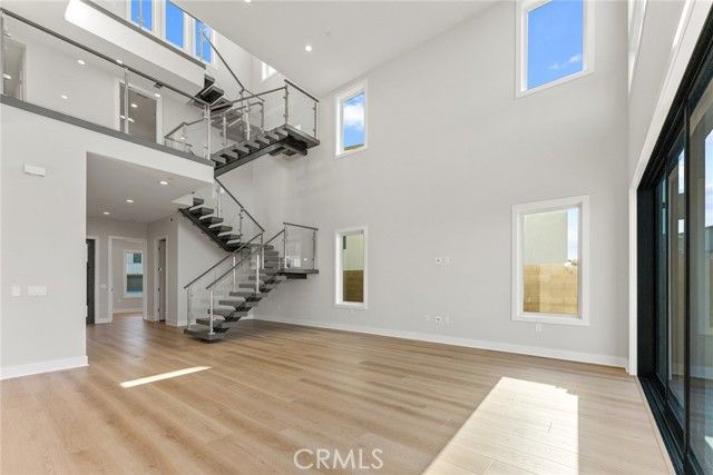 209 Stage, Irvine, CA 92618