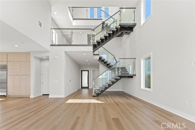 209 Stage, Irvine, CA 92618