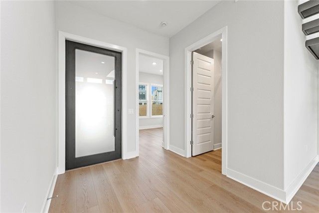 209 Stage, Irvine, CA 92618