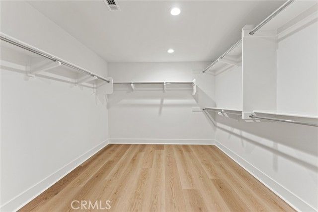 209 Stage, Irvine, CA 92618