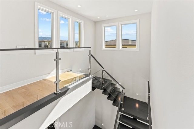 209 Stage, Irvine, CA 92618