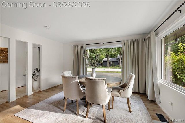 7710 Richardson Road, West Bloomfield Charter Township, MI 48323
