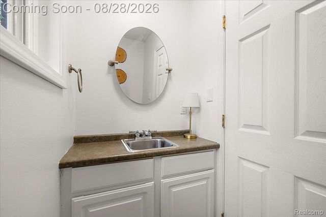 7710 Richardson Road, West Bloomfield Charter Township, MI 48323