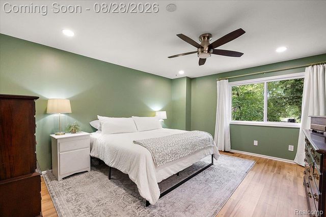 7710 Richardson Road, West Bloomfield Charter Township, MI 48323